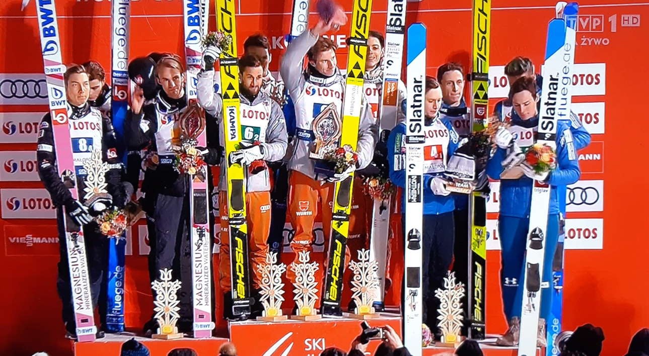 Statuetki z Kolbuszowej dla zwycięzców Pucharu Świata w skokach narciarskich