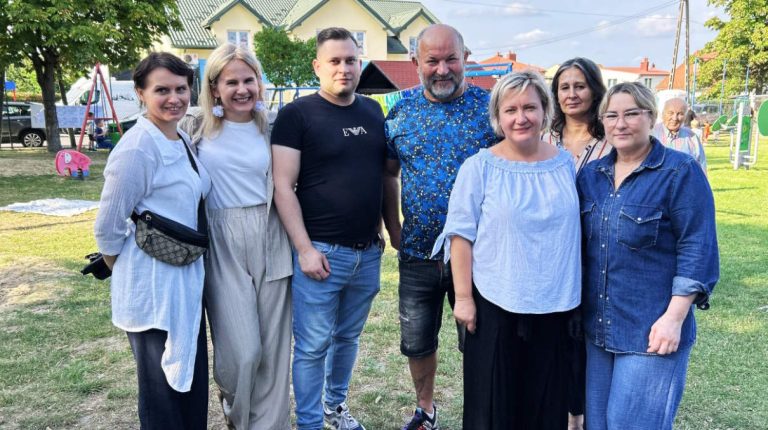 Piknik Osiedla nr 1 w Kolbuszowej – wspólne pożegnanie wakacji pełne atrakcji - zdjęcie główne.