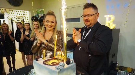 Za nami pierwsze urodziny Studio Figura Kolbuszowa. To był wieczór pełen blasku, kobiecej energii i niezapomnianych emocji - zdjęcie główne.