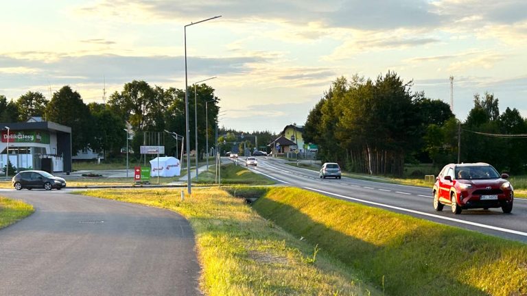Biedronka w Cmolasie rośnie na naszych oczach. Zobacz wideo i zdjęcia z budowy Biedronka w Cmolasie rośnie na naszych oczach. Zobacz wideo i zdjęcia z budowy