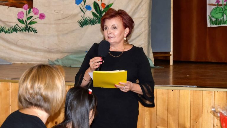 Marzena Mytych pozostanie dyrektorem Zespołu Szkół Specjalnych w Kolbuszowej Dolnej Powiat rozstrzygnął konkurs na dyrektora szkoły specjalnej. Marzena Mytych zostaje na kolejne pięć lat